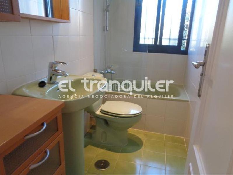 Foto b91ae9d9-1320-43c8-9a45-a10a833f2541. Alquiler piso calle alaró, n 12, planta 1, puerta d en Madrid