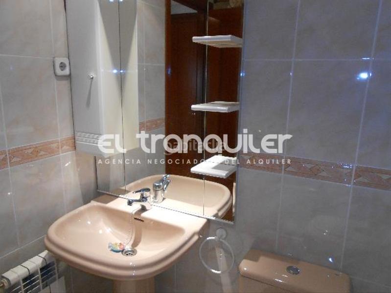 Foto f3645f9d-81b5-4137-9de4-b56c14bb2822. Lloguer pis a Los Cármenes Madrid