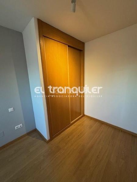 Foto 40551214-3d0d-4151-bf7f-992fc65d42c6. Lloguer pis amb aparcament piscina a Universidad-Hospital Fuenlabrada