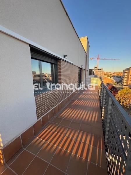 Foto 60b8ced6-6223-49d0-9c49-d72e85c1f65d. Rent flat with parking pool in Universidad-Hospital Fuenlabrada