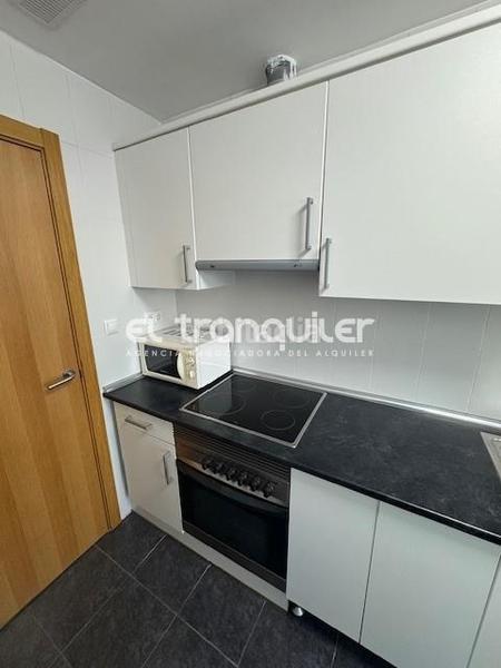 Foto 6c053673-6dfe-4da2-a161-92394c01bd02. Rent flat with parking pool in Universidad-Hospital Fuenlabrada