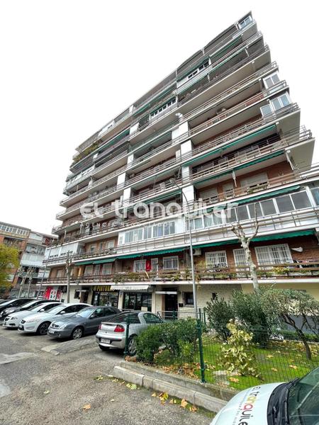 Foto 8ed72fea-8622-4bdc-9519-4b85255093cb. Affitto appartamento con parcheggio in Aluche Madrid