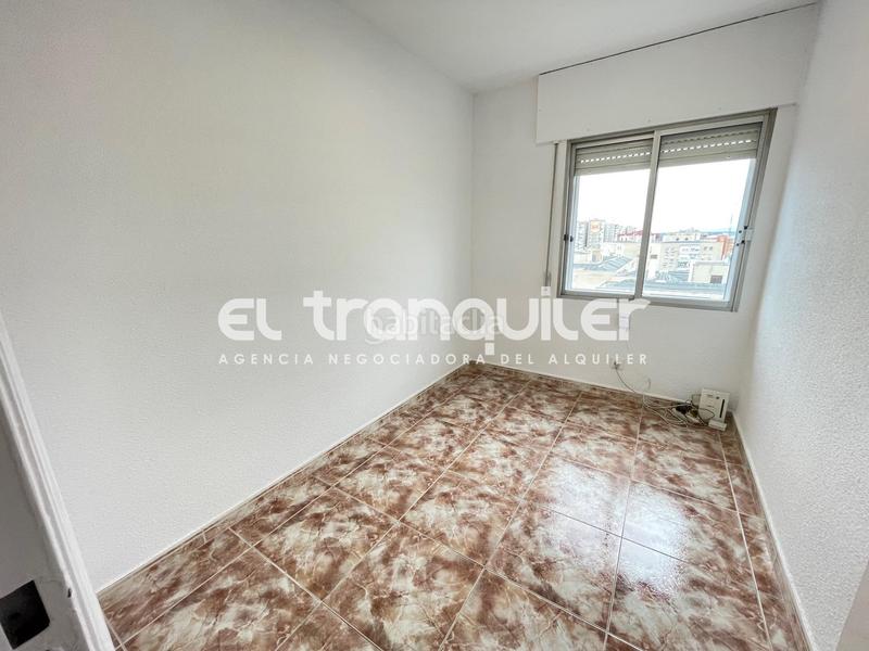 Foto 482af620-cf8b-468a-9323-2fed699d3ed7. Miete etagenwohnung mit parking in Aluche Madrid