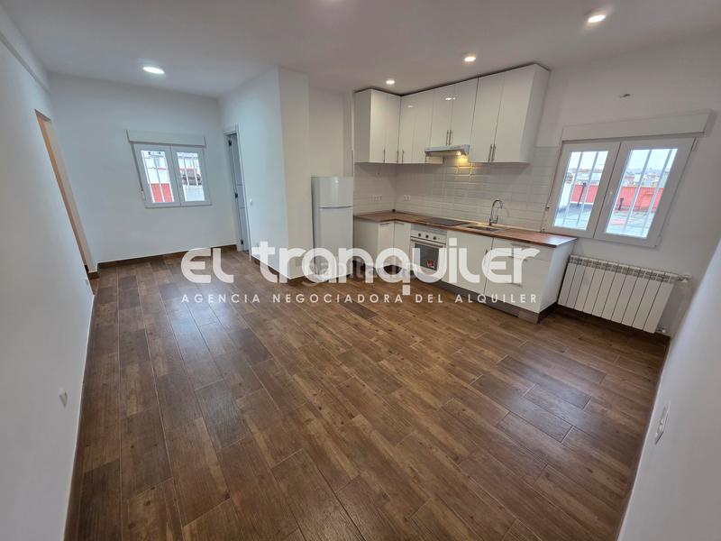 Foto 84e10383-443f-4877-8cbe-10b15df57cfa. Miete etagenwohnung in Palos de Moguer Madrid