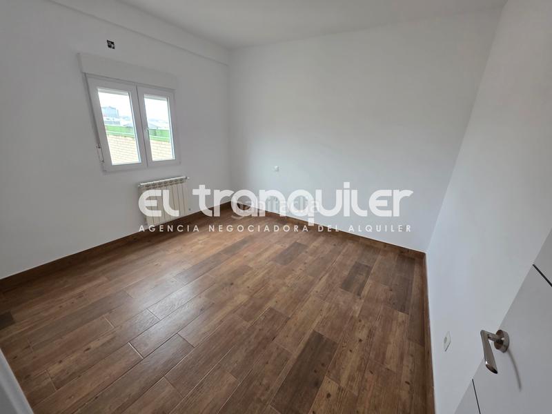 Foto 92a98fec-1482-495b-bc1d-78e95fed73b5. Miete etagenwohnung in Palos de Moguer Madrid