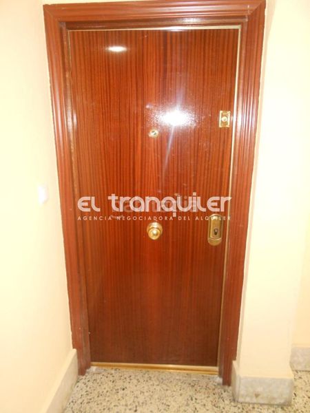 Foto 1018e308-1463-48fe-8f98-dafbd6e6b6ce. Pis amb aparcament a San Isidro Getafe