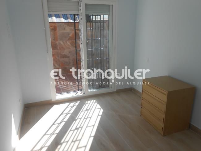 Foto ec44a541-6a28-4ae7-90bc-51e87317d00c. Pis amb aparcament a San Isidro Getafe