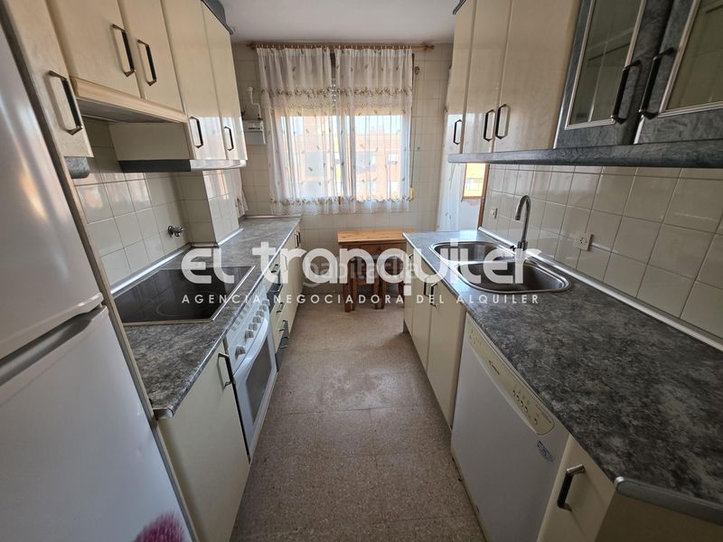 Foto 74511428-f6e9-4e2a-9a33-f359451bf68d. Pis a Portazgo Madrid