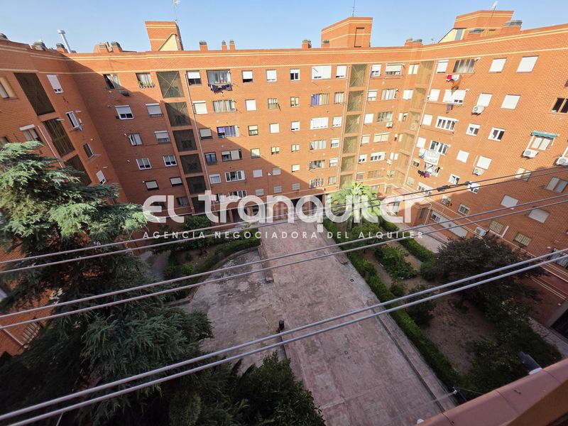 Foto 89f91c1b-12dc-4a5f-b496-8e41813f2703. Pis a Portazgo Madrid