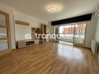 Rent Flat  Avenida gran bretaña. Avenida gran bretaña, nº 40, planta 7, puerta izq