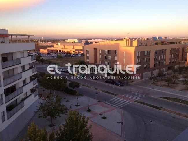 Foto ea91672c-3dd4-415a-809f-b5585bf3303d. Àtic amb aparcament a Soto de Henares Torrejón de Ardoz