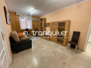 Rent Flat  Calle plazuela. Calle plazuela, nº 6 bis, planta 1, puerta c