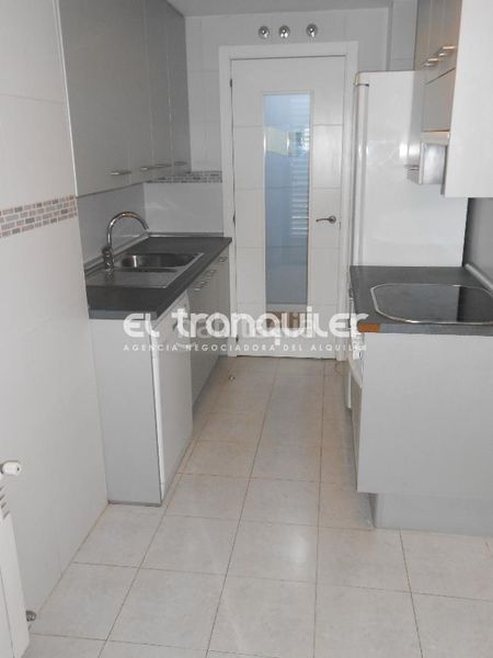 Foto 1def5dcf-335b-4a26-8797-7b0e52117c68. Pis amb aparcament piscina a Ensanche de Vallecas-La Gavia Madrid