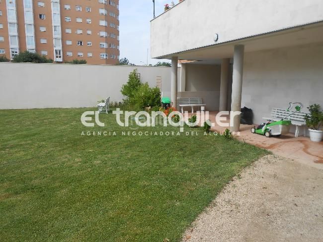 Foto 46765806-e693-4cd3-9111-eb829ba0f264. Pis amb aparcament piscina a Ensanche de Vallecas-La Gavia Madrid