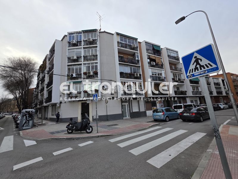 Foto 19b34ea2-3291-435c-b8bc-2a029b59d7ce. Pis a Canillejas Madrid