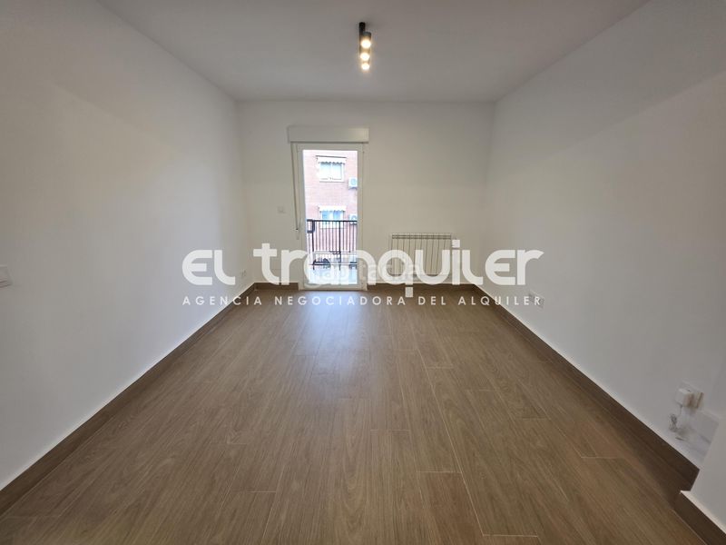 Foto e70cb584-e954-4e36-8003-7496241e92f3. Pis a Canillejas Madrid