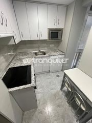 Location Appartement  Calle villa de arbancon. Calle villa de arbancon, nº 1, planta 2, puerta c