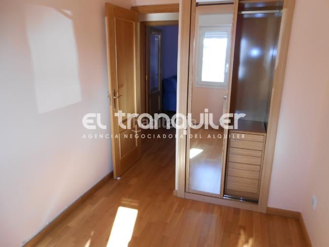 Foto ed2d32ef-c658-44c8-b992-b4c926207ff5. Pis a Butarque Madrid