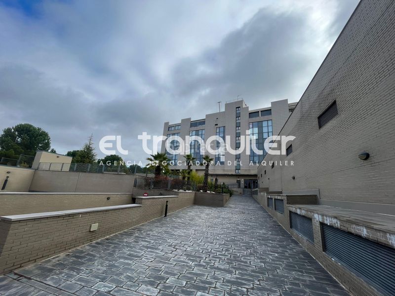 Foto ea1711c5-8fee-4d01-9678-30016a4f87ed. Dúplex amb aparcament piscina a Sanchinarro Madrid