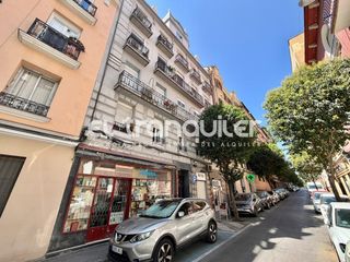 Flat in Calle Hermosilla