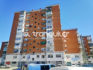 Rent Flat  Calle teniente muñoz díaz. Calle teniente muñoz díaz