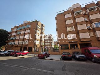 Rent Flat  Calle pepe isbert. Calle pepe isbert