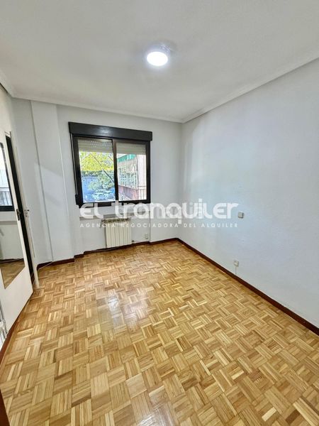 Foto 6fb00772-9cfd-4350-9087-08a3b61ded18. Alquiler piso calle balandro en Alameda de Osuna Madrid