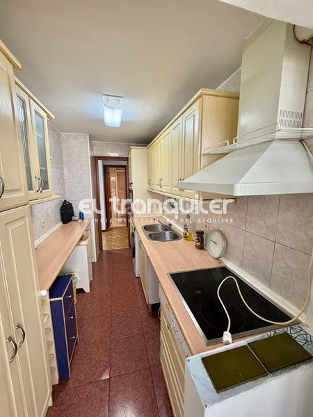 Foto cb89bbf7-6a4d-490e-97f6-9e54f27e7071. Alquiler piso calle balandro en Alameda de Osuna Madrid