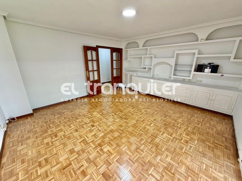 Foto ec1ba2e8-859f-4e8c-81a7-e5c2c17ca4a6. Alquiler piso calle balandro en Alameda de Osuna Madrid