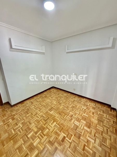 Foto f31f4fd7-4fa4-4cc9-9501-0bcbd123f5b0. Alquiler piso calle balandro en Alameda de Osuna Madrid