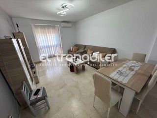 Location Appartement  Calle peironcely. Calle peironcely