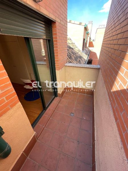 Foto f7249a79-32ba-46aa-bd19-f6f936617369. Dúplex amb aparcament a Ensanche Alcalá de Henares