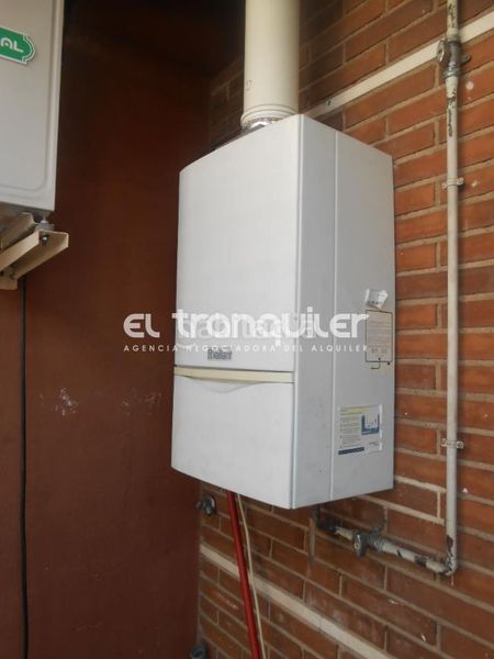 Foto 31eedbd3-6c71-4990-a849-c67711775c9b. Pis amb aparcament piscina a Pinar del Rey Madrid