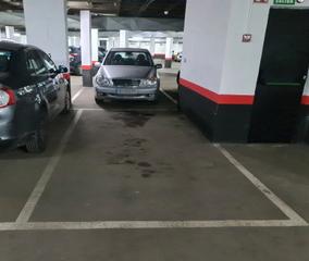 Parking coche  Paseo de los pontones