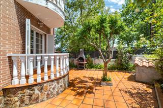 Chalet en Valdebebas - Valdefuentes. quieres vivir en una autntica formaleza verde?