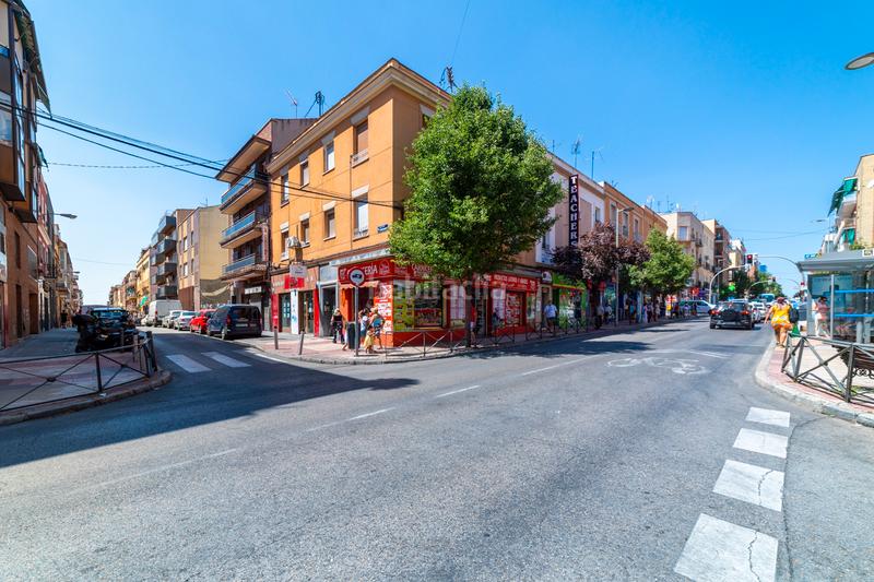 Foto 4fe50175-41b3-4f2f-9e2d-879be7c7b792. Edificio  moderno y rentable en usera en Almendrales Madrid