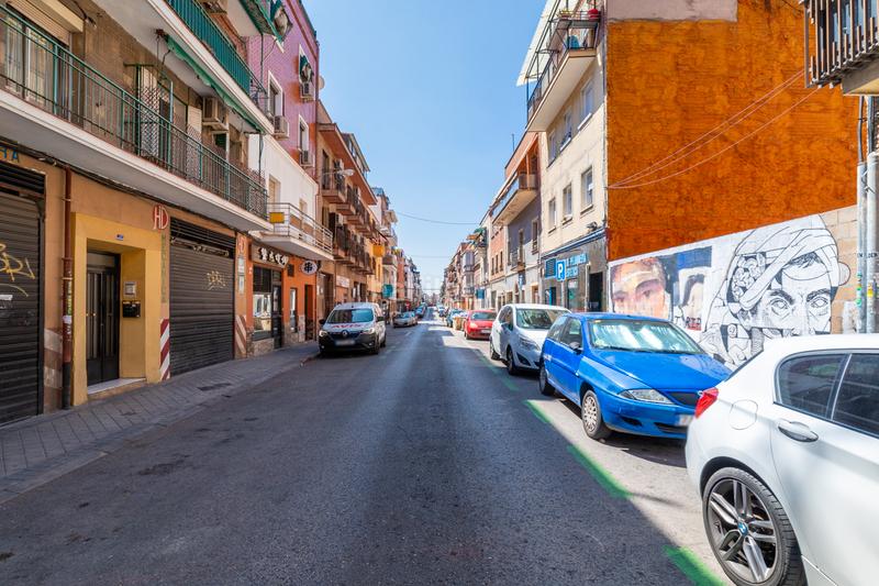 Foto 5b90c384-085d-467e-8367-f8da16ce9b10. Edificio  moderno y rentable en usera en Almendrales Madrid