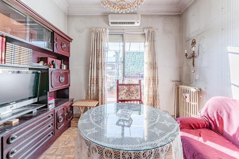 Foto 5b786023-f8af-47ad-8e71-999b1fa49c14. Dachwohnung mit heizung in Goya Madrid