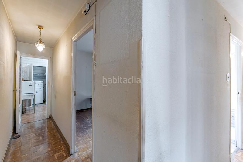 Foto 70f74bc2-179d-4fa8-aa38-1279ff66fae3. Dachwohnung mit heizung in Goya Madrid