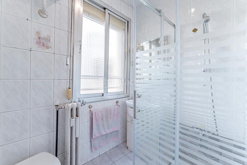 Foto 9076402e-9cc5-496f-9c26-2a6b30abe0a3. Dachwohnung mit heizung in Goya Madrid