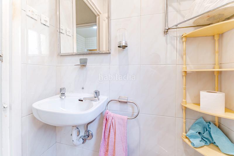 Foto aeb40b2e-17da-41b5-9d52-1e716e0af673. Dachwohnung mit heizung in Goya Madrid