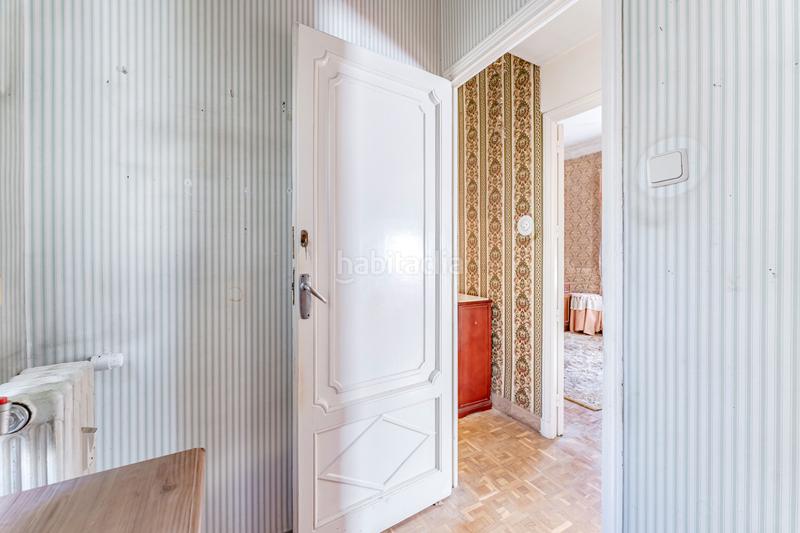 Foto e0362315-344a-4940-8d19-a731ad162dfb. Dachwohnung mit heizung in Goya Madrid