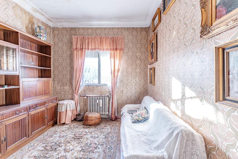 Foto e753cfc3-ea31-4ca3-9a92-7c0e7ab0337f. Dachwohnung mit heizung in Goya Madrid