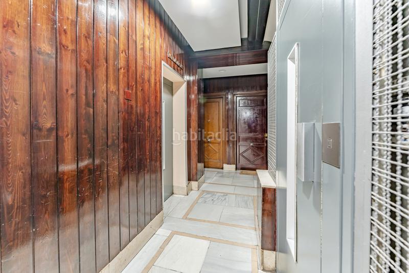 Foto f17464d5-36eb-4fb2-ac06-31596dcdcaf1. Dachwohnung mit heizung in Goya Madrid