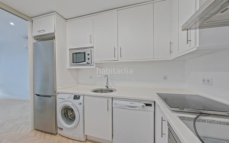 Foto 3be19df8-7994-4b96-ae30-87823ba6332a. Alquiler piso alquilamos luminoso apartamento con estupenda reforma en Madrid