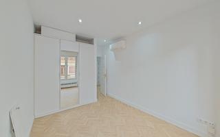 Etagenwohnung in Calle de Juan Álvarez Mendizábal