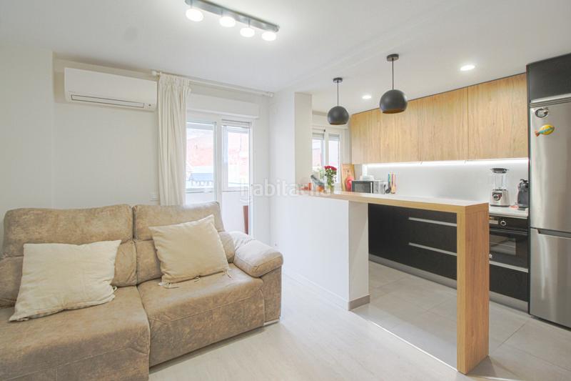 Foto 47bbf2d5-d0cc-4bcf-bf76-866eea9118ac. Rent flat with heating parking in Valdeacederas Madrid