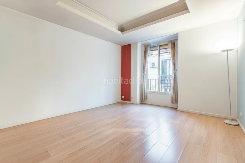 Foto ab9211e7-a45e-47b7-a526-f5aed97255f2. Etagenwohnung mit heizung in Embajadores-Lavapiés Madrid