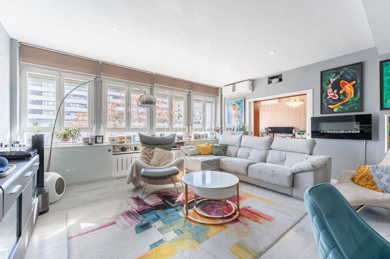 Foto 99b6bb2f-1e1f-4bef-acd7-c681c21eff59. Pis amb calefacció a Cuatro Caminos - Azca Madrid