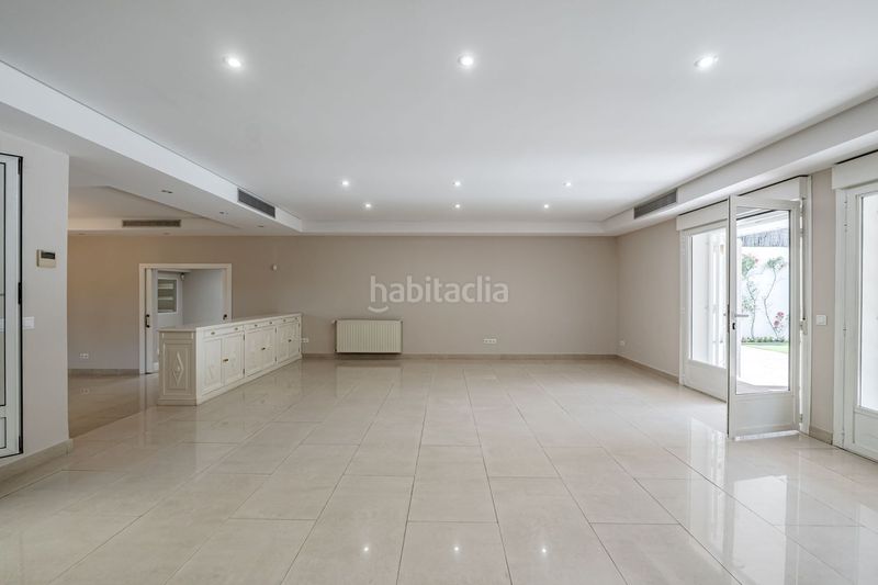 Foto 4bc1c7d4-408a-4561-a813-a20abd02d7b3. Chalet in calle de la masó 97 in Mirasierra Madrid